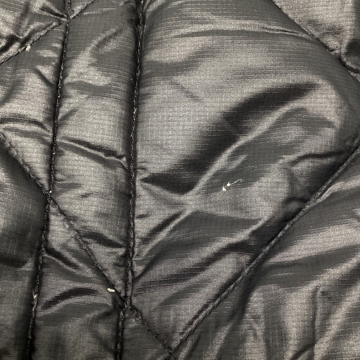 Pre-Owned The North Face Diamond Quilted Down Jacket in Black Nylon